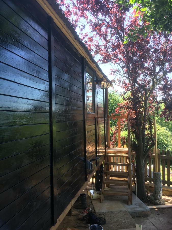 The Cherry Tree Gypsy Wagon Banbury Exterior photo